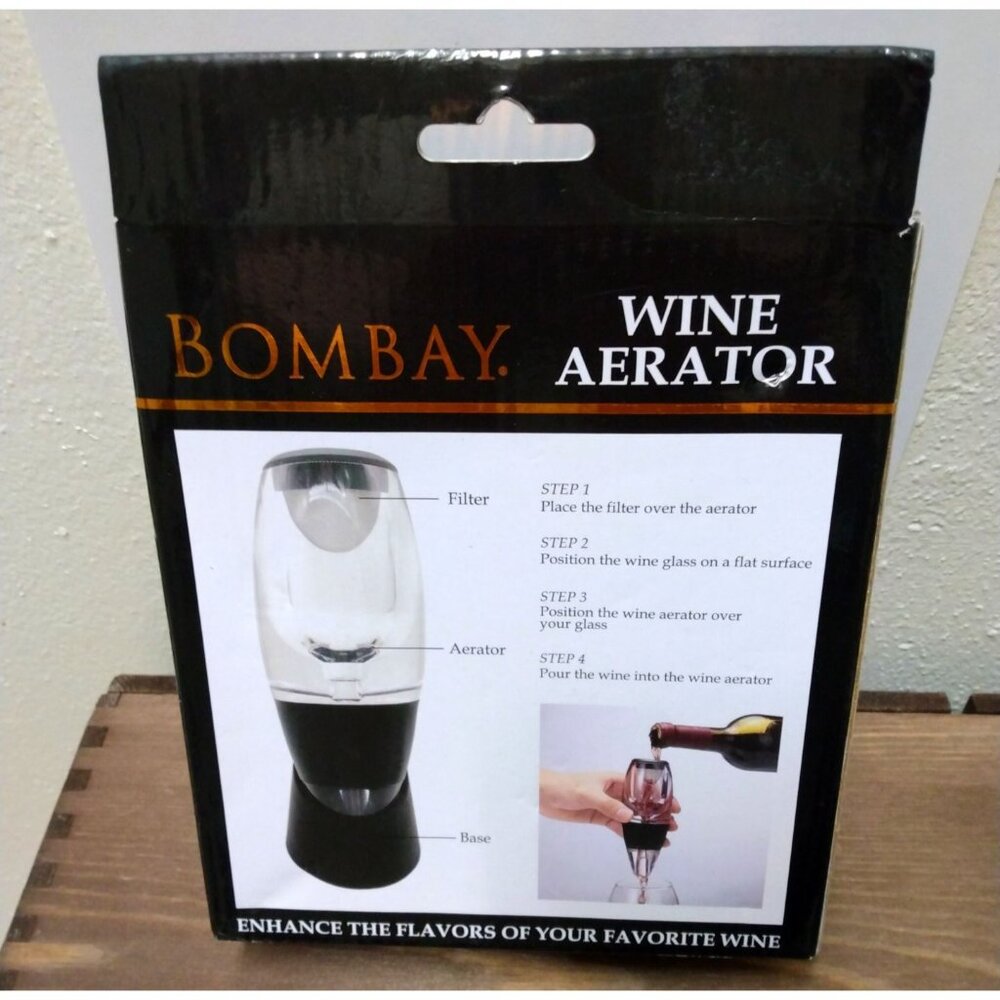 Wine Aerator by Bombay